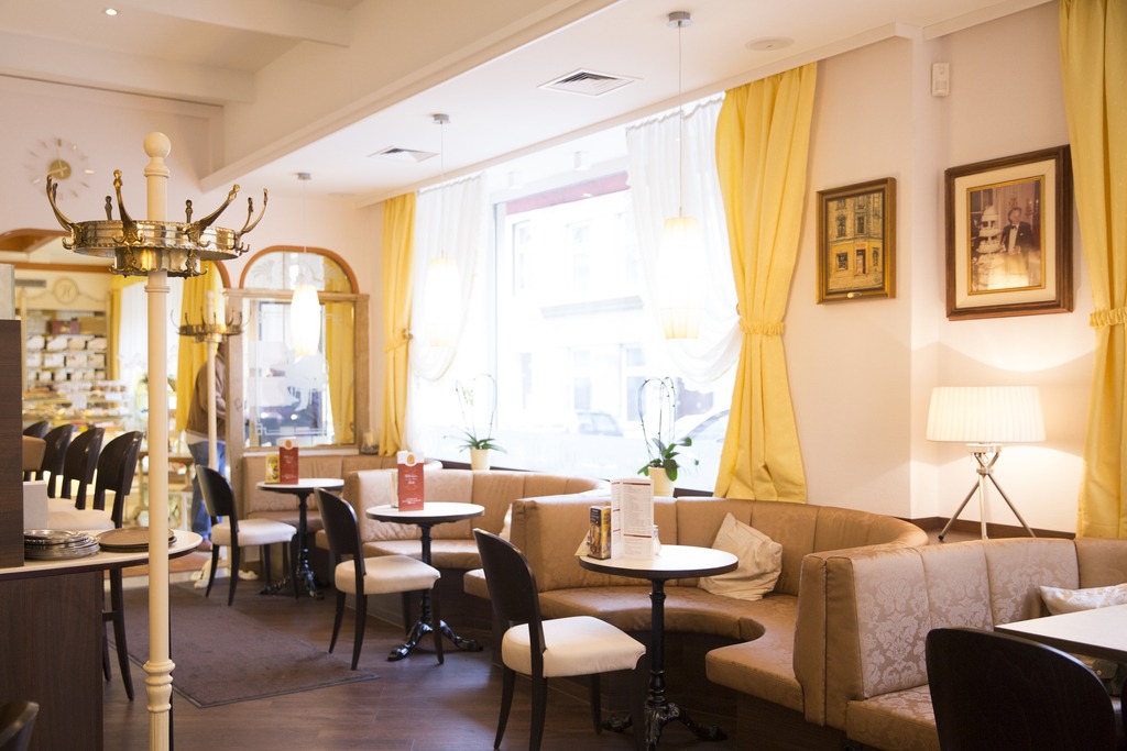 Hübler Kaffeekonditorei – Bild 2