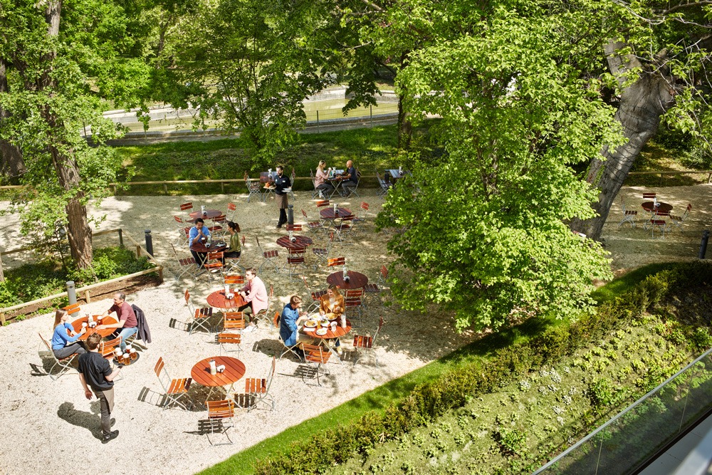 Stöckl im Park – Bild 8