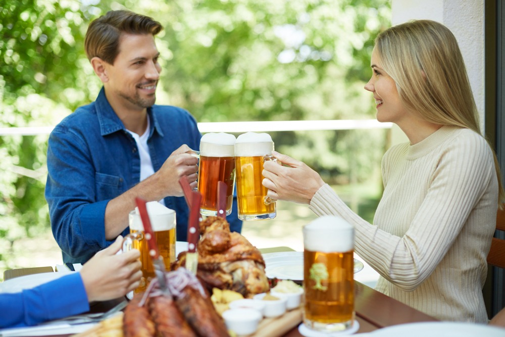 Stöckl im Park – Bild 3